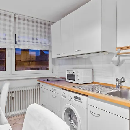 Πανσιόν Family And Friends Ludwigshafen Bodman-Ludwigshafen