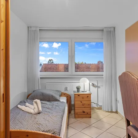 Family And Friends Ludwigshafen Πανσιόν